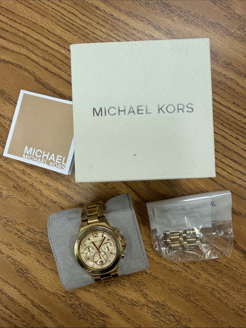 Michael Kors MK6434 Gold Tone Chronograph Watch Date Dial Bracelet Watch - Picture 2 of 12